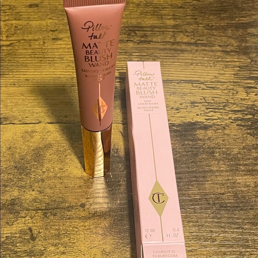 Charlotte Tilbury Pillow Talk Matte Beauty Blush Wand
